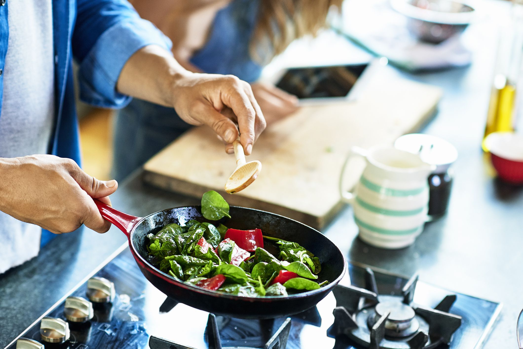 Sauteingvegetables-GettyImages-849177432-5a55409ff1300a0037eb132e